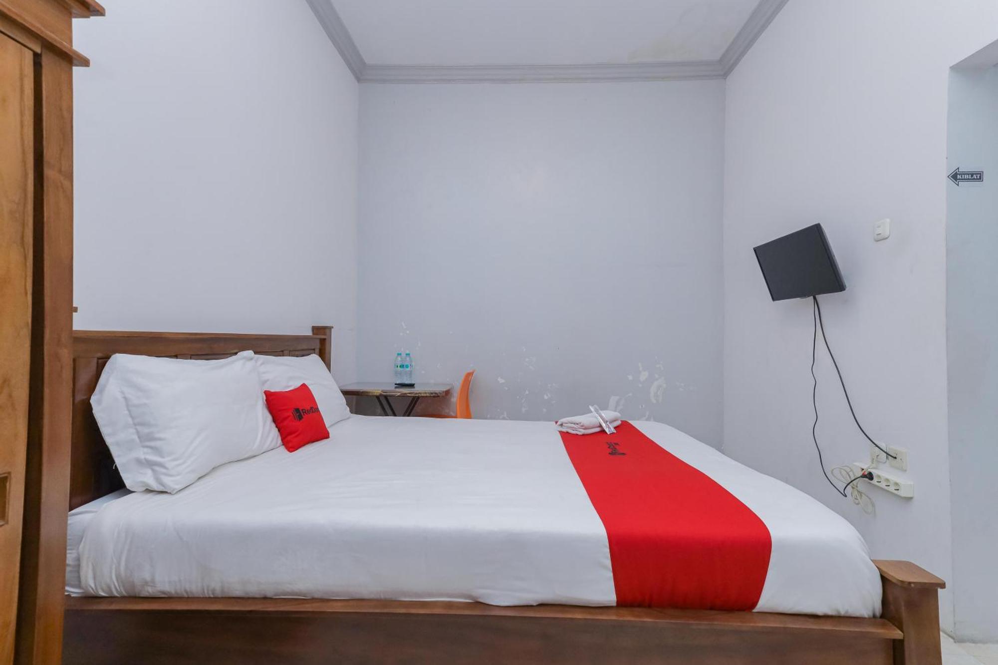 Reddoorz At Pondok Candra Sorabaya Extérieur photo