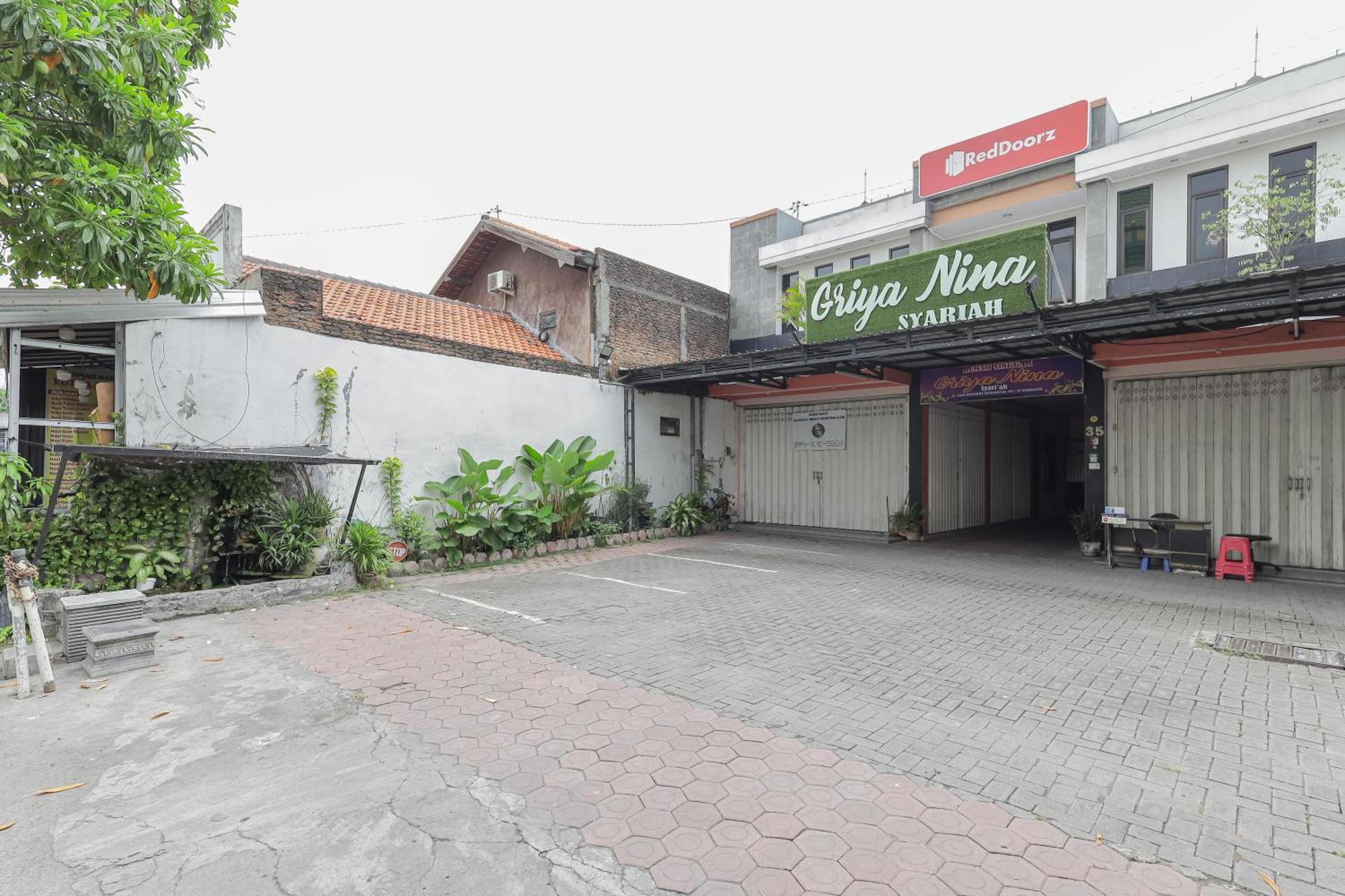 Reddoorz At Pondok Candra Sorabaya Extérieur photo
