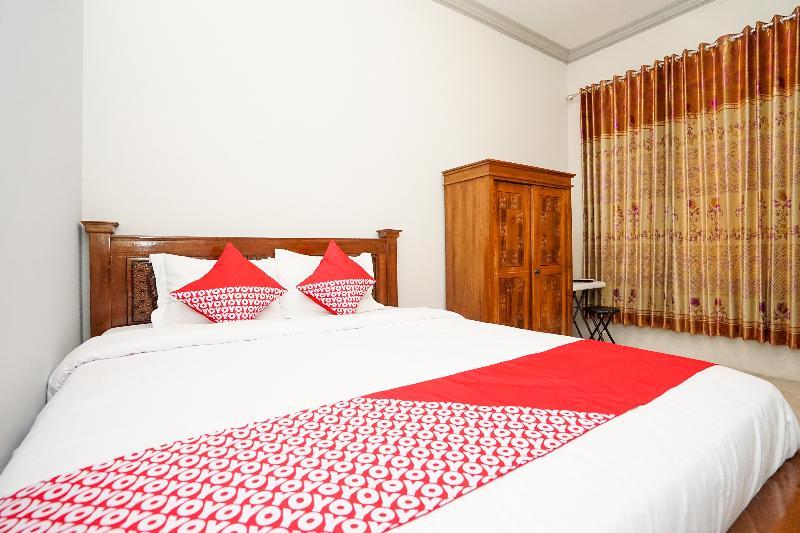 Reddoorz At Pondok Candra Sorabaya Extérieur photo